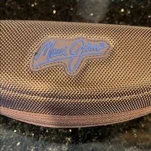Maui Jim Textured Brown Sunglasses Case